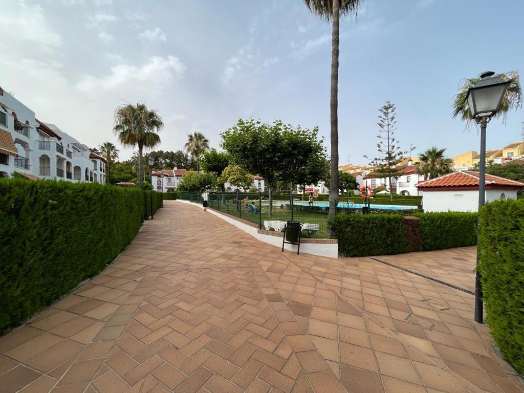 Precioso Apartamento Con Ubicacion Perfecta En Playa Islantilla Exteriör bild